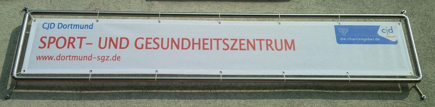 Banner mit Aufschrift CJD Sport- und Gesundheitszentrum